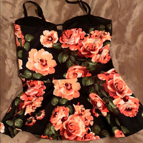 Peplum top - Picture 2 of 2